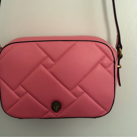 Kurt Geiger Coral Pink Quilted Crossbody with Gold Emblem - Picture 4 of 6